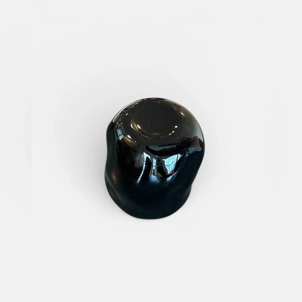 Asymmetrical Black Glass